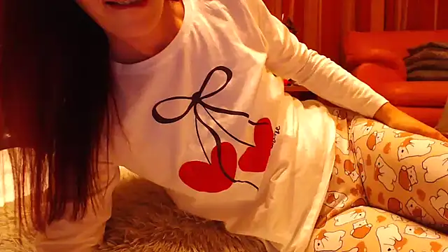 Snapshot of LovelyAndraGirl chatting on April 14, 2026, 7:09 pm LovelyAndraGirl online show from April 14, 2026, 7:09 pm
