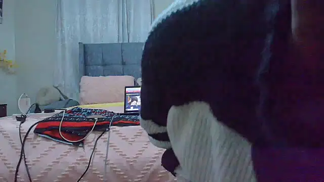 Snapshot of t-NaughtyLicia chatting on April 29, 2026, 2:04 am t-NaughtyLicia online show from April 29, 2026, 2:04 am