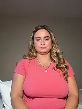 Sophie Raegan online show from April 17, 2026, 11:46 am