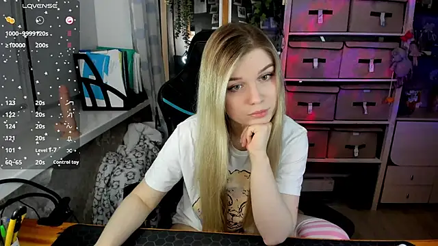 omg lina online show from December 4, 2024, 1:42 pm