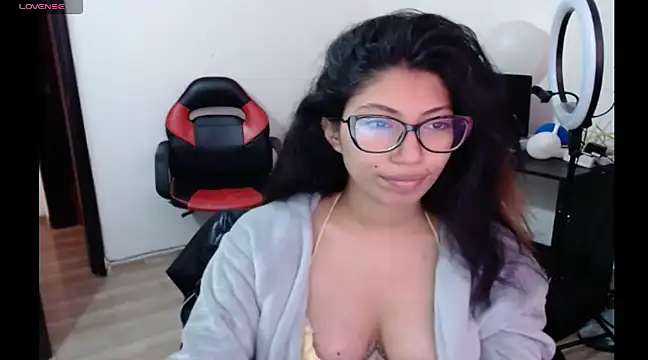 sofia rosse4 online show from December 6, 2024, 3:00 pm