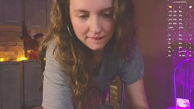 Snapshot of Sereta_Finn chatting on November 9, 2025, 10:46 am Sereta Finn online show from November 9, 2025, 10:46 am