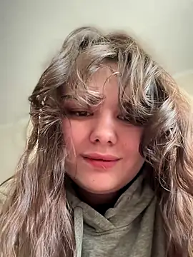 Snapshot of NikaMur chatting on October 20, 2025, 2:23 am NikaMur online show from October 20, 2025, 2:23 am