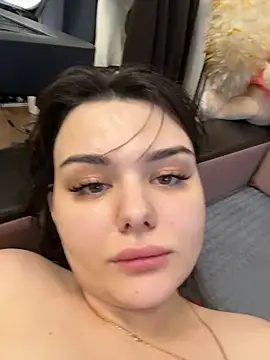 Snapshot of NikaMur chatting on December 18, 2025, 3:01 am NikaMur online show from December 18, 2025, 3:01 am