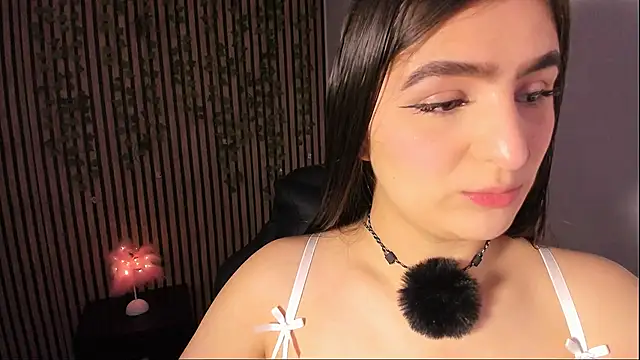 sofia 44 online show from May 12, 2026, 2:14 pm