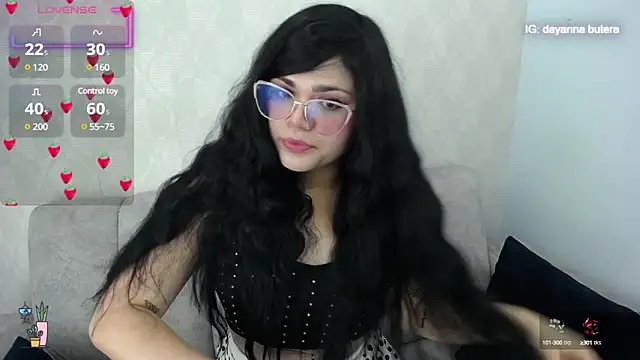 Snapshot of dayis_butera chatting on February 18, 2025, 12:39 pm dayis butera online show from February 18, 2025, 12:39 pm
