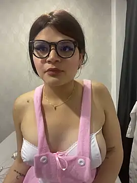 Snapshot of dayis_butera chatting on February 26, 2026, 8:13 am dayis butera online show from February 26, 2026, 8:13 am