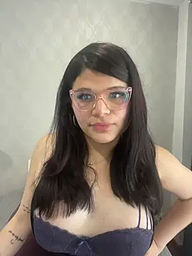 Snapshot of dayis_butera chatting on July 8, 2026, 12:53 pm dayis butera online show from July 8, 2026, 12:53 pm