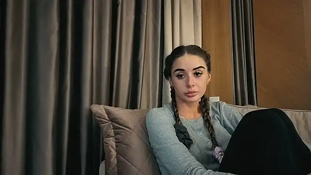 your bunnygirl online show from November 3, 2025, 6:09 pm