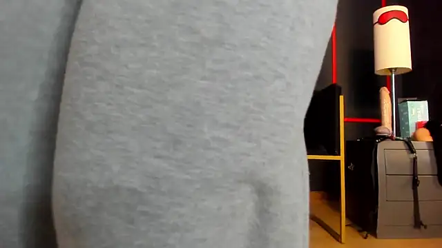 Snapshot of CharlotteScotte chatting on January 7, 2026, 11:34 am CharlotteScotte online show from January 7, 2026, 11:34 am