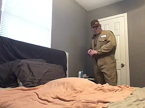 Snapshot of Cummerforyouu2 chatting on January 20, 2025, 10:15 pm Cummerforyouu2 online show from January 20, 2025, 10:15 pm