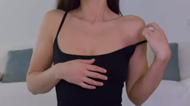 LilyRoselyn online show from September 19, 2025, 6:26 am