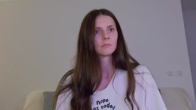 LilyRoselyn online show from September 29, 2025, 5:40 pm