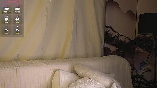 Snapshot of AnnyBangs chatting on April 16, 2026, 11:22 am AnnyBangs online show from April 16, 2026, 11:22 am