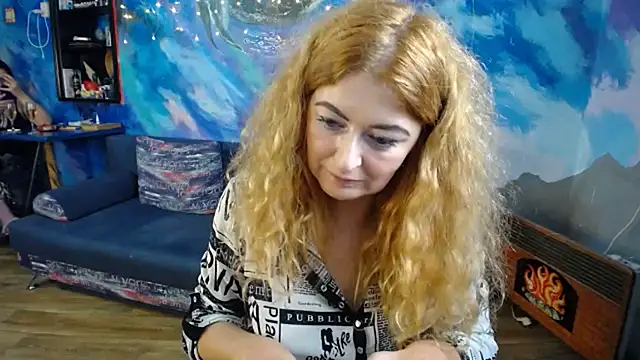 Helen1974 online show from November 24, 2025, 9:03 pm