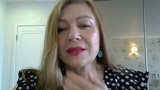 Snapshot of Alexandra-Rosee chatting on December 21, 2025, 5:36 am Alexandra-Rosee online show from December 21, 2025, 5:36 am