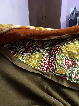 Snapshot of delhiboyz1 chatting on December 29, 2024, 5:33 pm delhiboyz1 online show from December 29, 2024, 5:33 pm