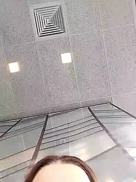 Brilliant-Queen1 online show from January 6, 2026, 12:25 am