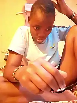 cute naimah online show from September 14, 2025, 4:39 pm