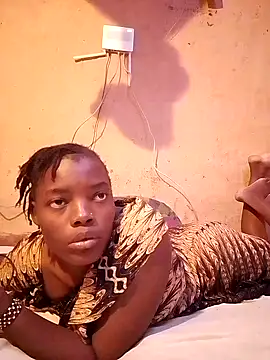 cute naimah online show from October 26, 2025, 6:08 am