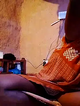 cute naimah online show from November 30, 2025, 4:38 am