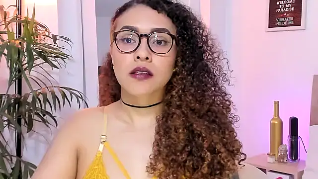 Zoe Gruber online show from November 27, 2025, 12:24 am