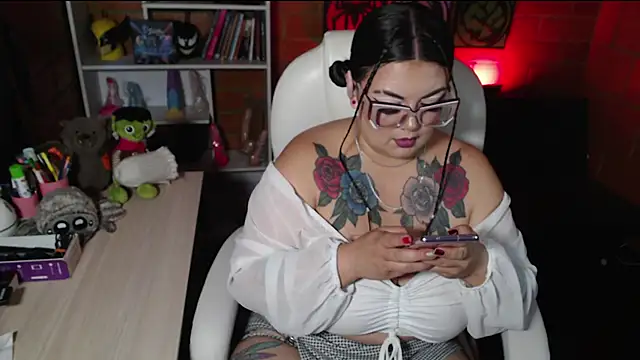 Snapshot of juliette_rd chatting on November 22, 2025, 7:57 pm juliette rd online show from November 22, 2025, 7:57 pm