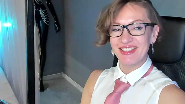Snapshot of Dorothy_Meyer chatting on January 10, 2025, 2:25 am Dorothy Meyer online show from January 10, 2025, 2:25 am