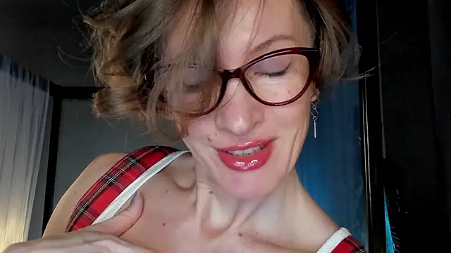Snapshot of Dorothy_Meyer chatting on February 23, 2025, 8:44 pm Dorothy Meyer online show from February 23, 2025, 8:44 pm