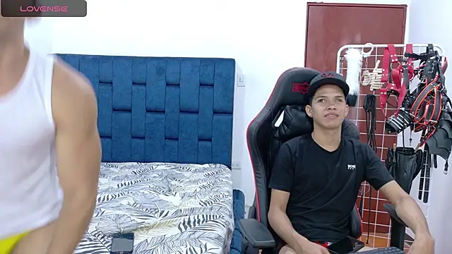 JoseRumbero26 online show from October 4, 2025, 12:03 pm