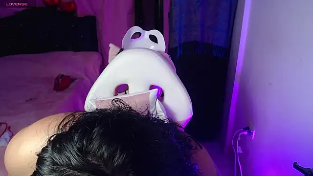 Tita dirty online show from March 27, 2026, 2:06 am