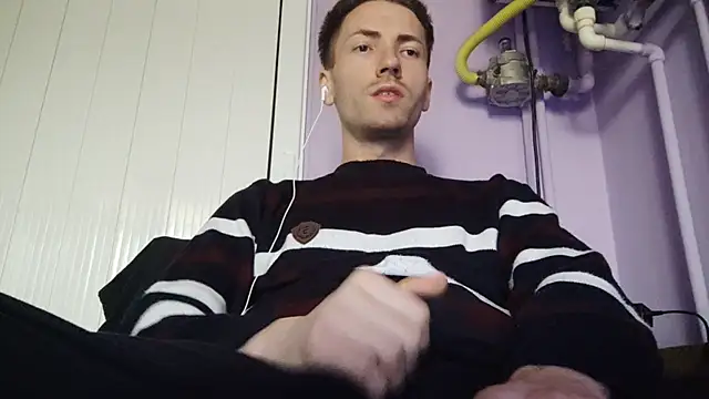Snapshot of _Hocthus_ chatting on March 3, 2025, 4:03 pm Hocthus online show from March 3, 2025, 4:03 pm