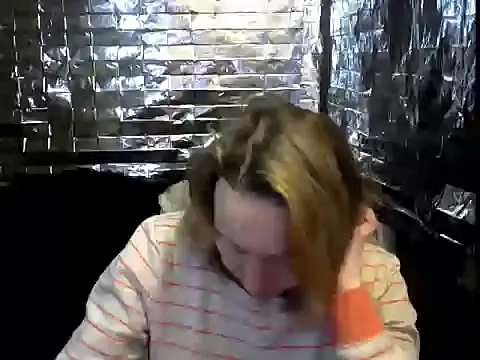 Snapshot of wLESLYMOSw chatting on February 23, 2026, 12:57 pm wLESLYMOSw online show from February 23, 2026, 12:57 pm