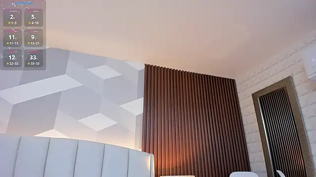 Julietasantos   online show from November 8, 2025, 6:29 pm