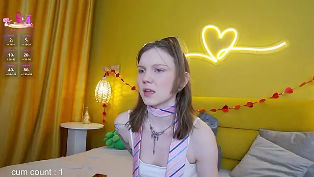 lessysweety online show from February 12, 2026, 3:23 am