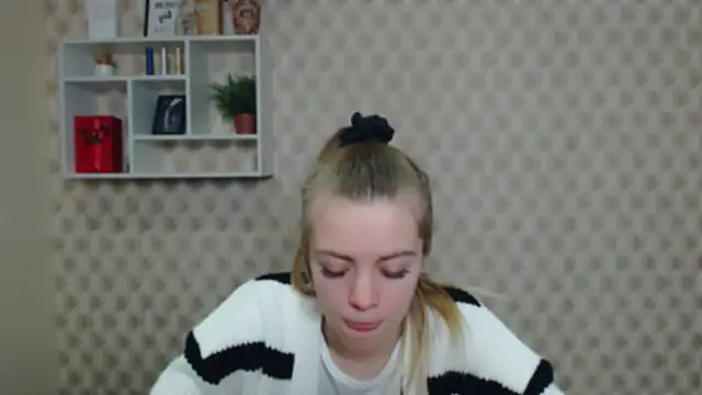 Snapshot of AliceFlirtt_ chatting on November 20, 2025, 1:22 pm AliceFlirtt online show from November 20, 2025, 1:22 pm