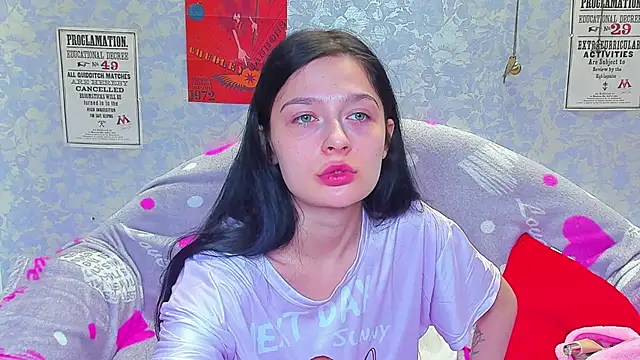 Vanessa Florence online show from December 4, 2024, 1:14 am