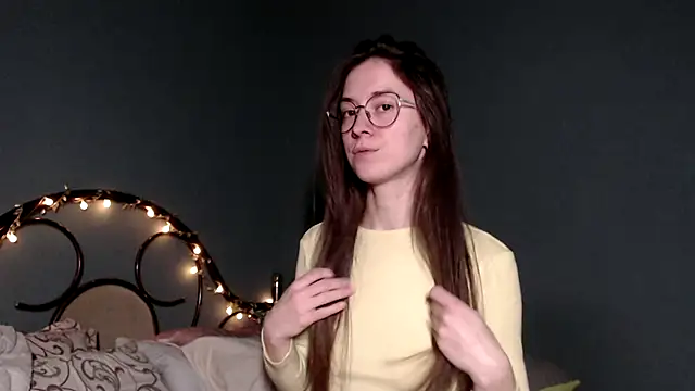 Snapshot of wow__kelly chatting on December 22, 2025, 4:04 pm wow kelly online show from December 22, 2025, 4:04 pm