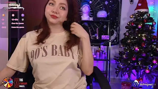 LilyVelvett online show from December 11, 2024, 3:56 am