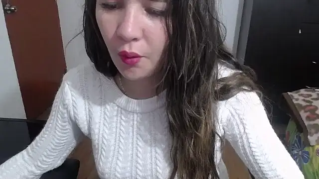 Snapshot of Luna_girlhot_ chatting on March 3, 2025, 6:44 pm Luna girlhot online show from March 3, 2025, 6:44 pm