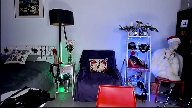 MissAliciaFD online show from December 12, 2024, 4:32 pm