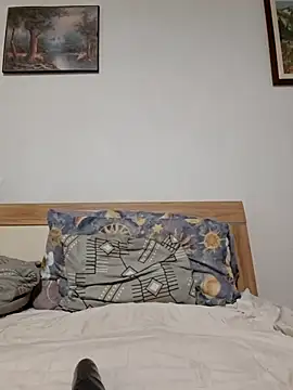 Snapshot of fekete_demon chatting on February 3, 2026, 6:24 pm fekete demon online show from February 3, 2026, 6:24 pm