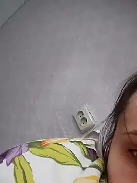 emeli moon online show from December 6, 2024, 11:22 am