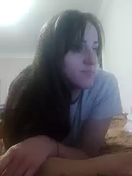 emeli moon online show from December 22, 2024, 6:37 pm