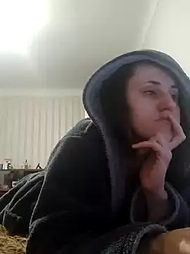 emeli moon online show from January 9, 2025, 11:13 pm