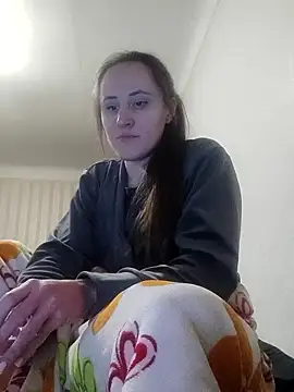 Snapshot of emeli_moon chatting on January 19, 2026, 3:49 pm emeli moon online show from January 19, 2026, 3:49 pm