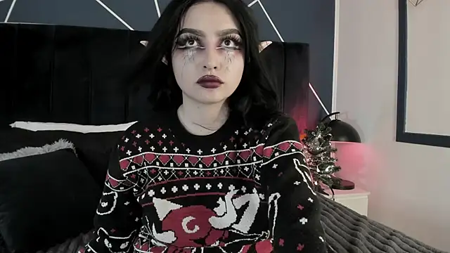 Snapshot of Adeelinee chatting on December 23, 2024, 10:55 pm Adeelinee online show from December 23, 2024, 10:55 pm
