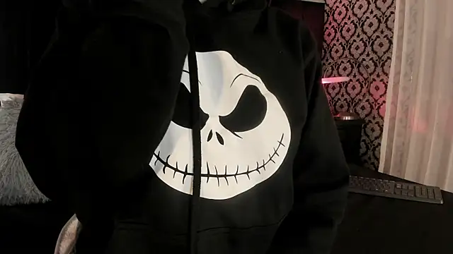 Snapshot of Adeelinee chatting on January 5, 2026, 7:50 pm Adeelinee online show from January 5, 2026, 7:50 pm