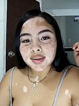 Snapshot of Shirley_23 chatting on March 4, 2026, 8:15 pm Shirley 23 online show from March 4, 2026, 8:15 pm