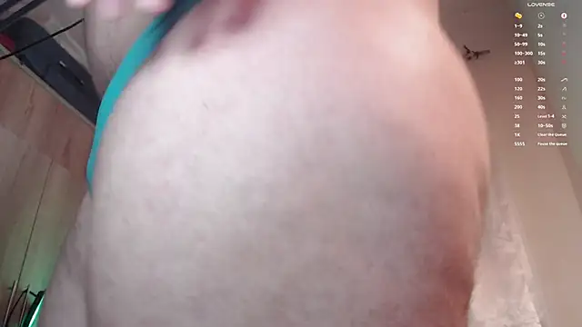 anotherbigboy  online show from March 11, 2025, 9:15 pm